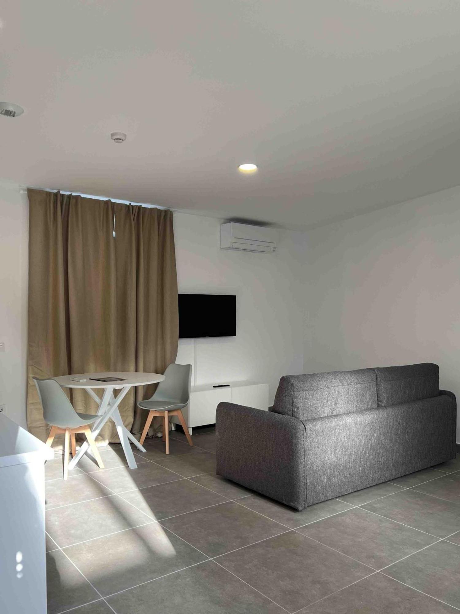 Apartamentos La Tahona Cádiz Exterior foto