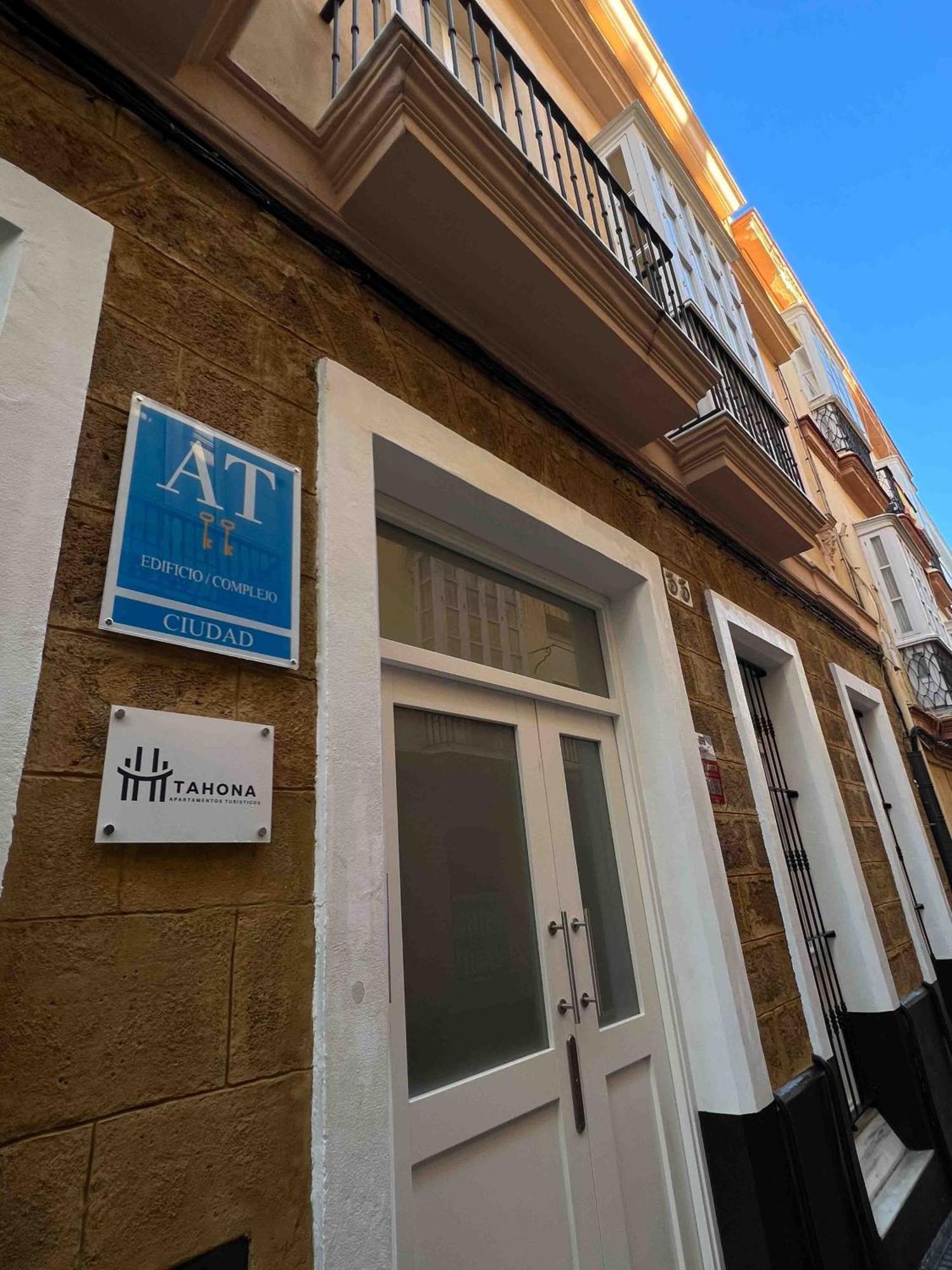 Apartamentos La Tahona Cádiz Exterior foto